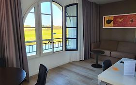 Aparthotel Adagio Val D'europe  3*